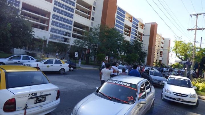 Con una baja del 30% en la demanda, esperan una recomposición tarifaria en taxis y remises en San Juan