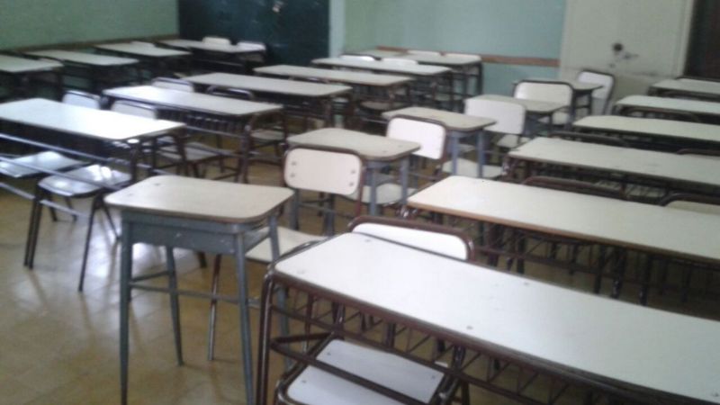 Docentes de dos provincias vuelven a las escuelas para preparar el regreso al aula