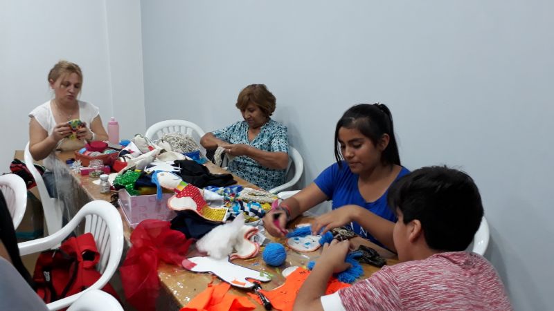 Fábrica de juguetes, la propuesta que reunió a generaciones de corazones solidarios