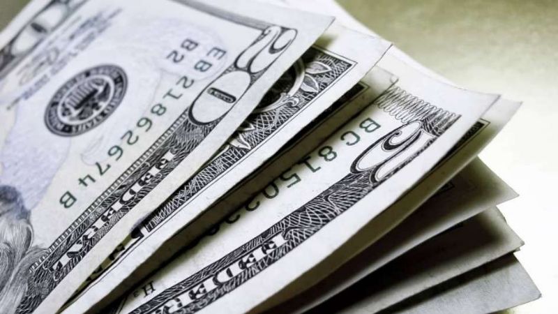 El dólar oficial cotizó a $ 84,62 y el contado con liquidación a $ 147,41
