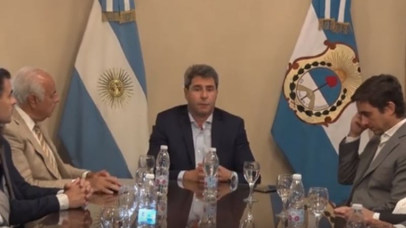 Uñac elogió a Marcelo Lima en reunión de gabinete: "fue un honor trabajar con vos”