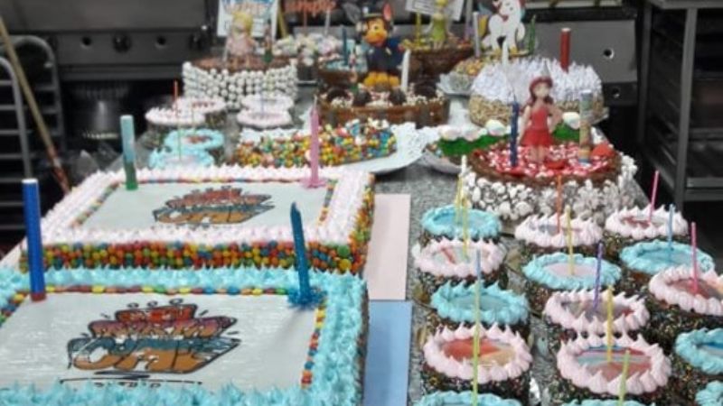 Sin torta no hay cumple: pasteleros sanjuaninos hacen realidad el dulce sueño de chicos de merenderos