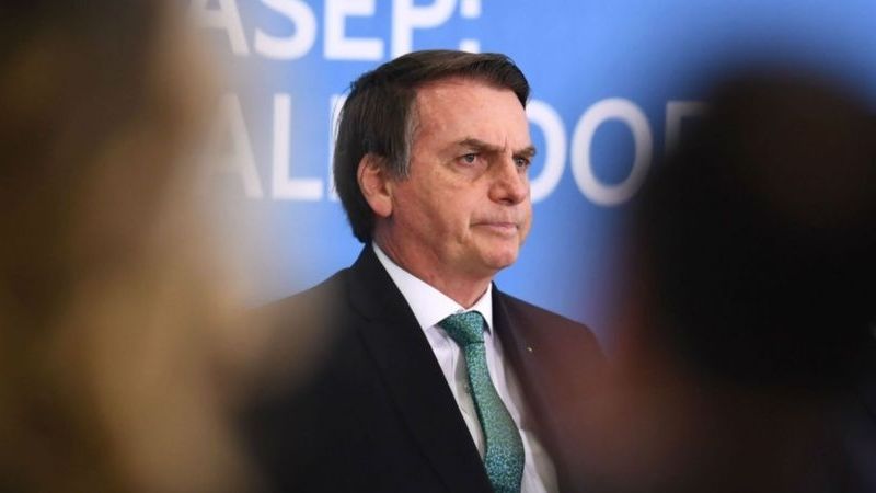 Bolsonaro sobre posible victoria de Fernández: "no queremos hermanos argentinos huyendo hacia acá"