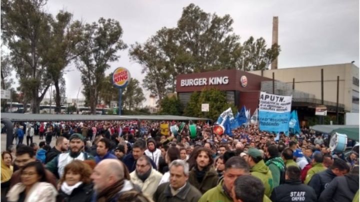 Fernández cierra la campaña del Frente de Todos en el Orfeo de Córdoba