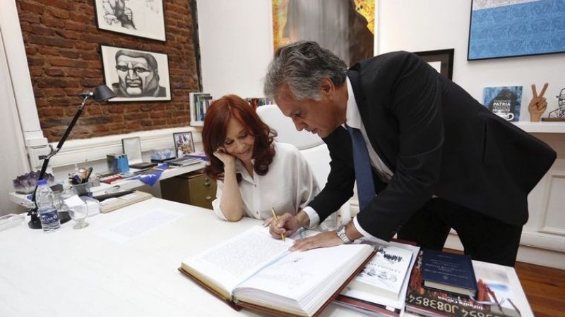 Cristina Fernández asumió la presidencia interina