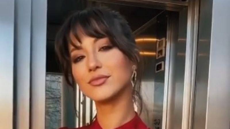 ¡Prendida fuego!: Flor Vigna mostró de más en su infartante vestido rojo para MasterChef Celebrity