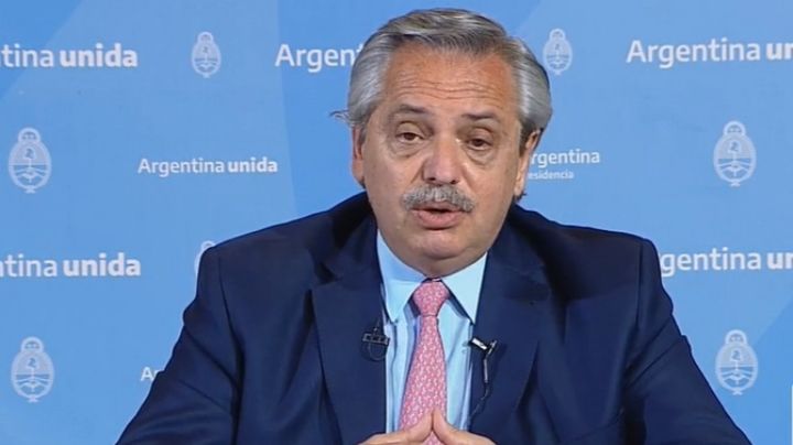 Alberto Fernández anunció la extensión del aislamiento en 8 provincias y en AMBA