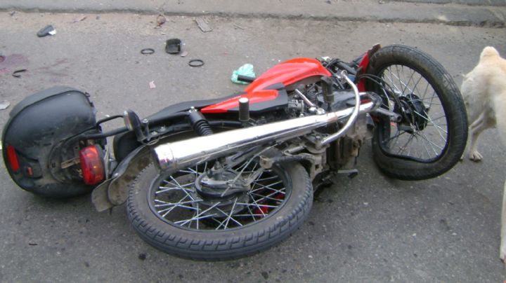 Quedó grave tras un fuerte choque entre dos motos en Chimbas