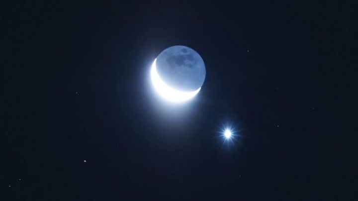 La Luna y Venus compartirán un “beso celestial”.