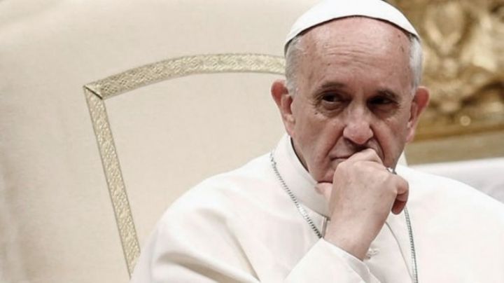 El Papa Francisco apuntó contra algunos del Vaticano: "me querían muerto"