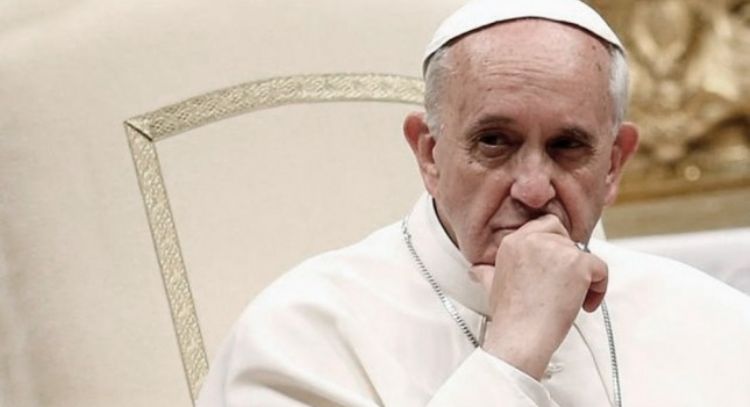 Internaron al Papa Francisco por "controles programados"