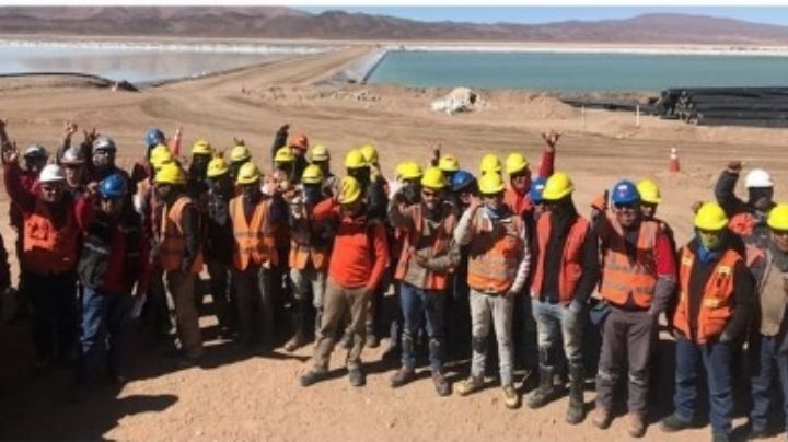 UOCRA pidió aislar los trabajadores de la mina de Jujuy en la que hubo brote de COVID