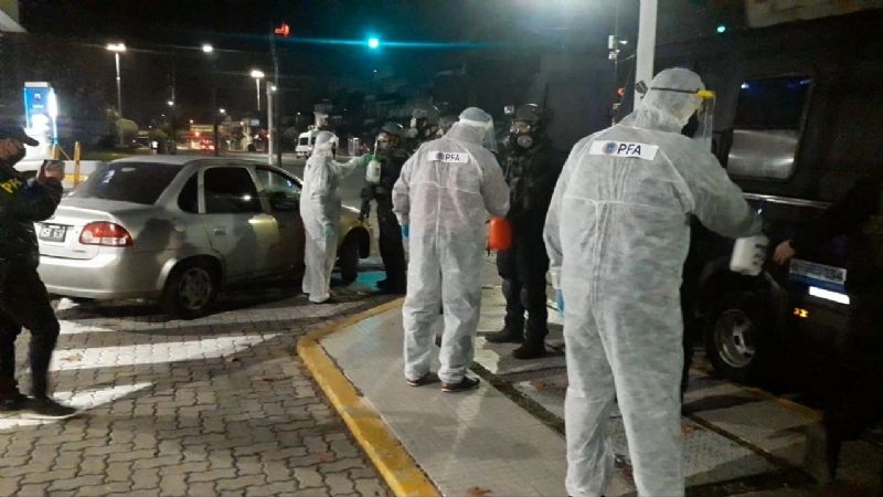 Allanamientos en San Juan: secuestraron una millonaria suma, drogas y armas de fuego