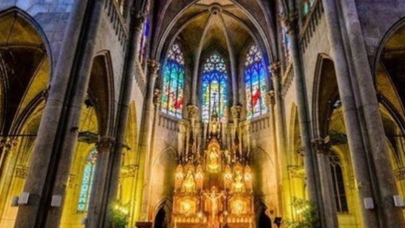El Obispo de Mar del Plata dio positivo de coronavirus y se encuentra aislado en la Catedral
