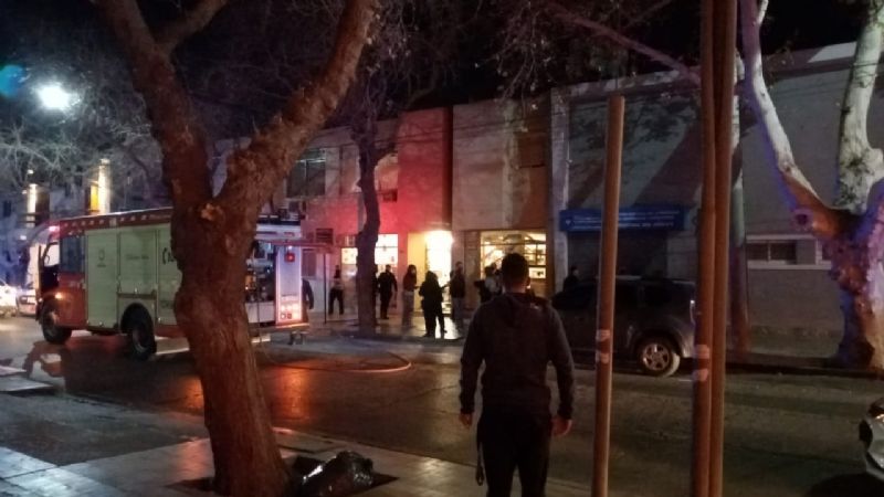 Incendio en un hotel con repatriados: murió un hombre