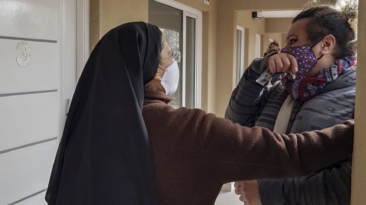 Neuquén: por iniciativa de una monja, inauguraron el primer barrio trans del mundo