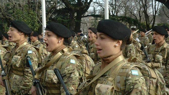 Fuerte carta de una integrante del Ejército: “soy soldado, ni soldada, ni soldade”