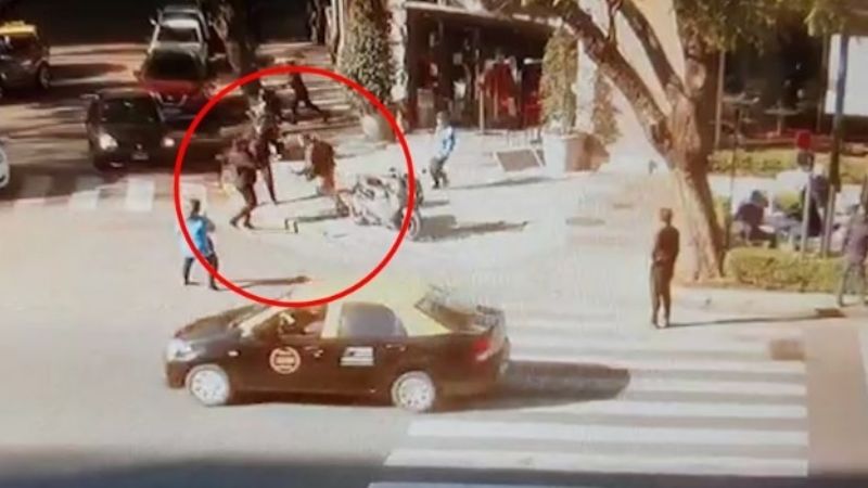 Conmoción: un hombre mató a puñaladas a un policía federal en Palermo