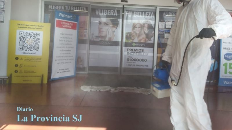 Coronavirus en San Juan: analizan las cámaras del supermercados para ver la circulación del repositor