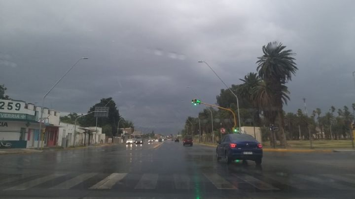 Con lloviznas y mucho frío: cómo estará el tiempo este martes en San Juan