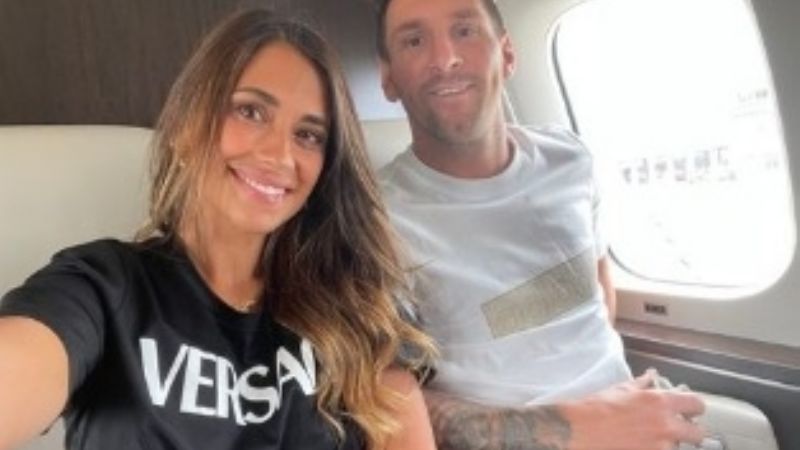 Messi ya viajó con su familia a París para firmar con el PSG