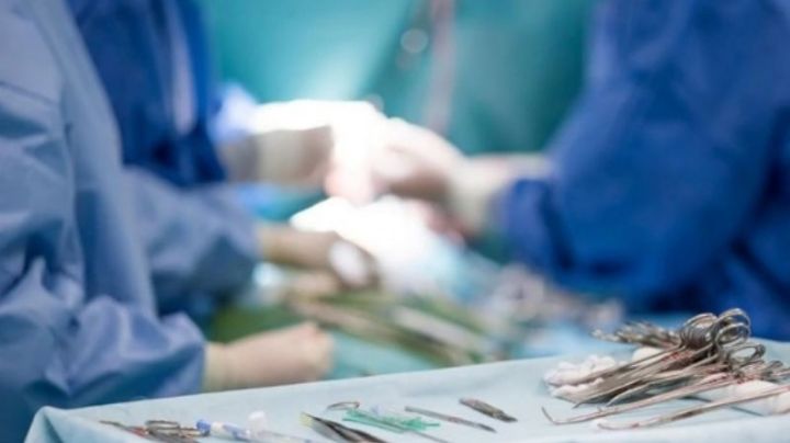 Laboratorios y empresas de salud suspenderían trasplantes por falta de insumos importados