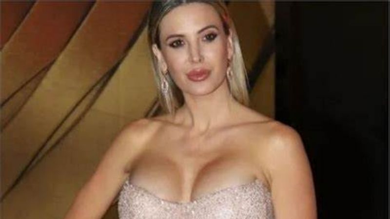 Jésica Cirio habló del inconveniente hot con su vestido en la gala de los Martín Fierro