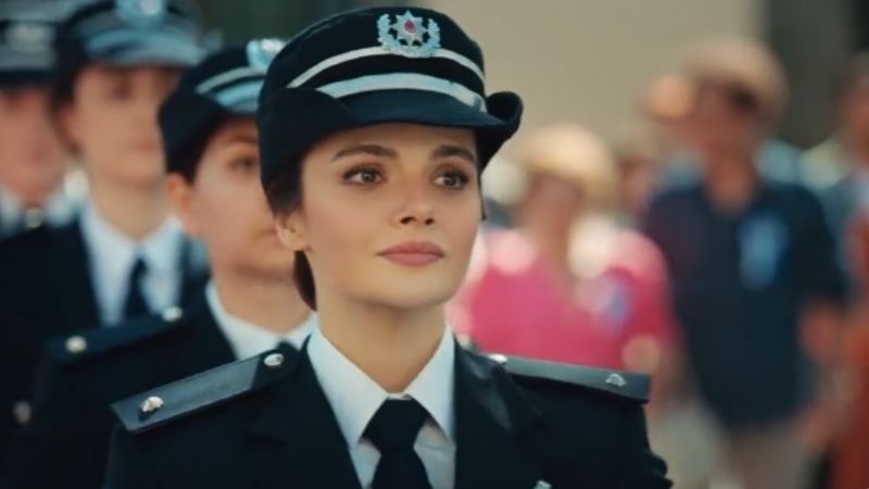 Video: una querida actriz turca de "Doctor Milagro" triunfa con su nueva serie