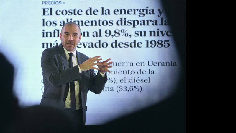 Guzmán contestó a Cristina Kirchner: "Es importante que el déficit fiscal se reduzca"