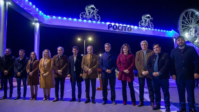 Pocito festejó su aniversario con inauguración del “Monumento al ciclista” y obras de iluminación