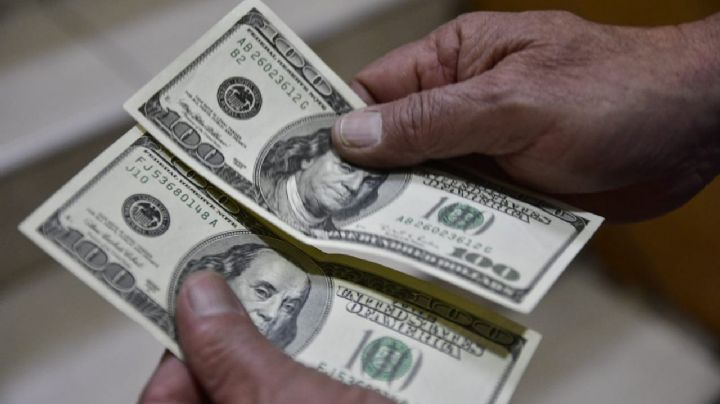 Tras un incremento en la city porteña, el dólar blue cerró a $1.120 en San Juan