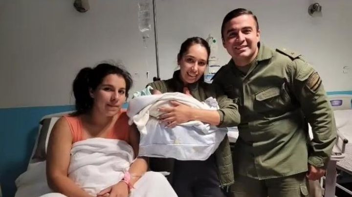 En medio de la creciente en Barreal, Gendarmes ayudaron a una mamá para que diera a luz