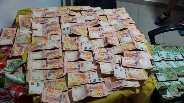 Le robaron 300 mil pesos de su casa en Chimbas y encontraron la mitad: hay un detenido
