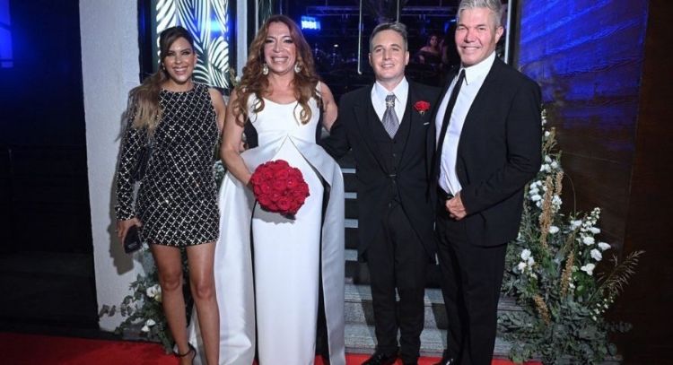 Se conocieron las primeras imágenes de la boda de Lizy Tagliani y Sebastián Nebot
