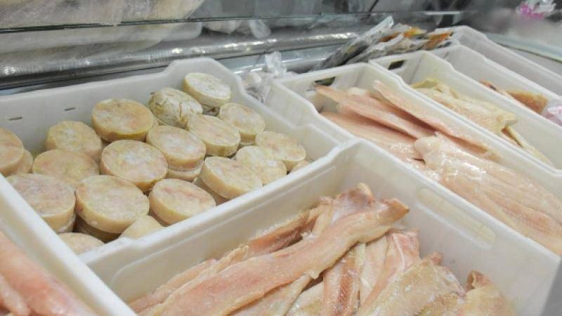Semana Santa: sanjuaninos compran anticipado ante probables aumentos en abril de pescados y mariscos