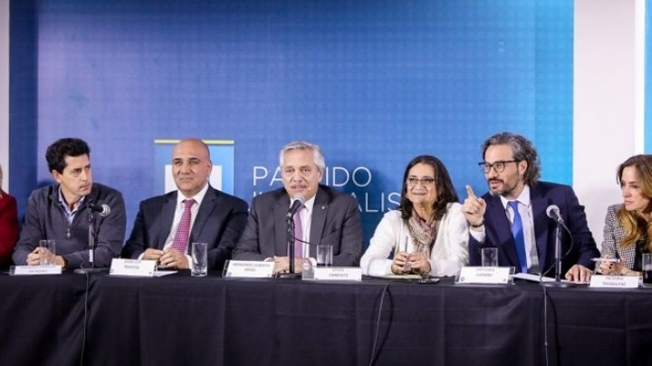 Referentes del FdT destacaron la decisión de Alberto Fernández de no ir por la reelección