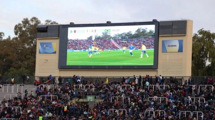 Cancillería pide "el restablecimiento" de los símbolos referidos a Malvinas en el estadio de Mendoza