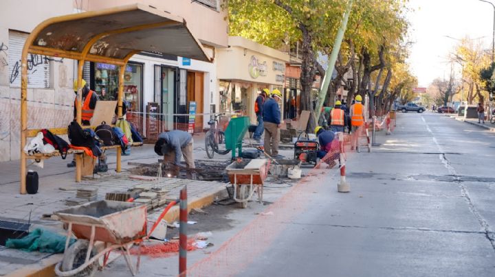 Ciudad caminable: Capital continúa el proyecto de reparación de veredas