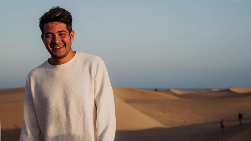 Sergio, el sanjuanino feliz de ser fletero en una paradisíaca isla de España
