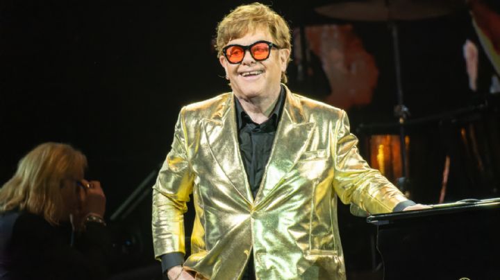 Internaron de urgencia a Elton John
