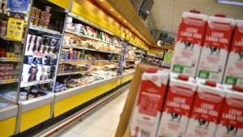 Precios no exhibidos y alimentos vencidos: agudizan controles en Semana Santa en comercios sanjuaninos