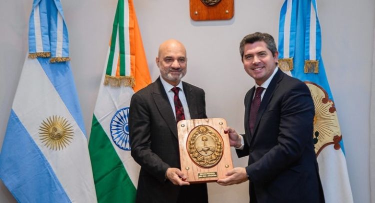 Orrego recibió al embajador de la India